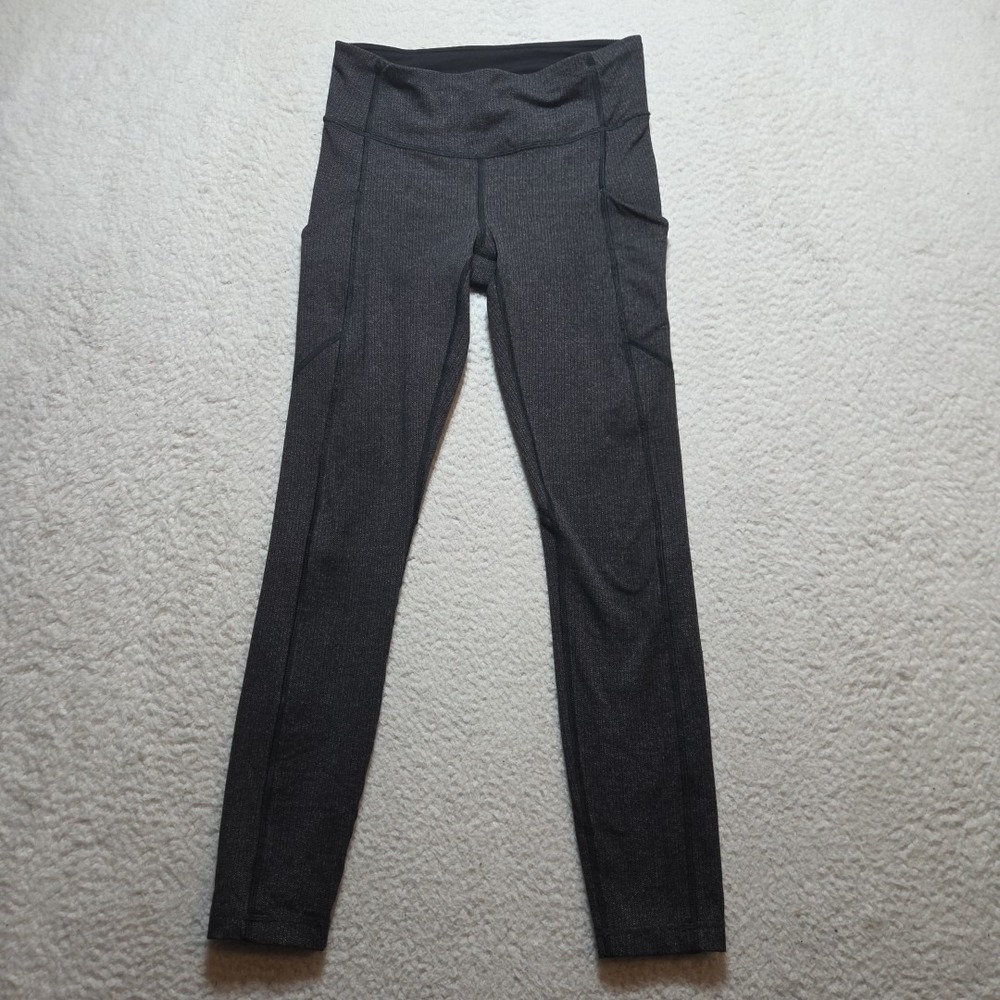 Lululemon Women's‎ Heather Black/Gray Athletic Leggings Size 4